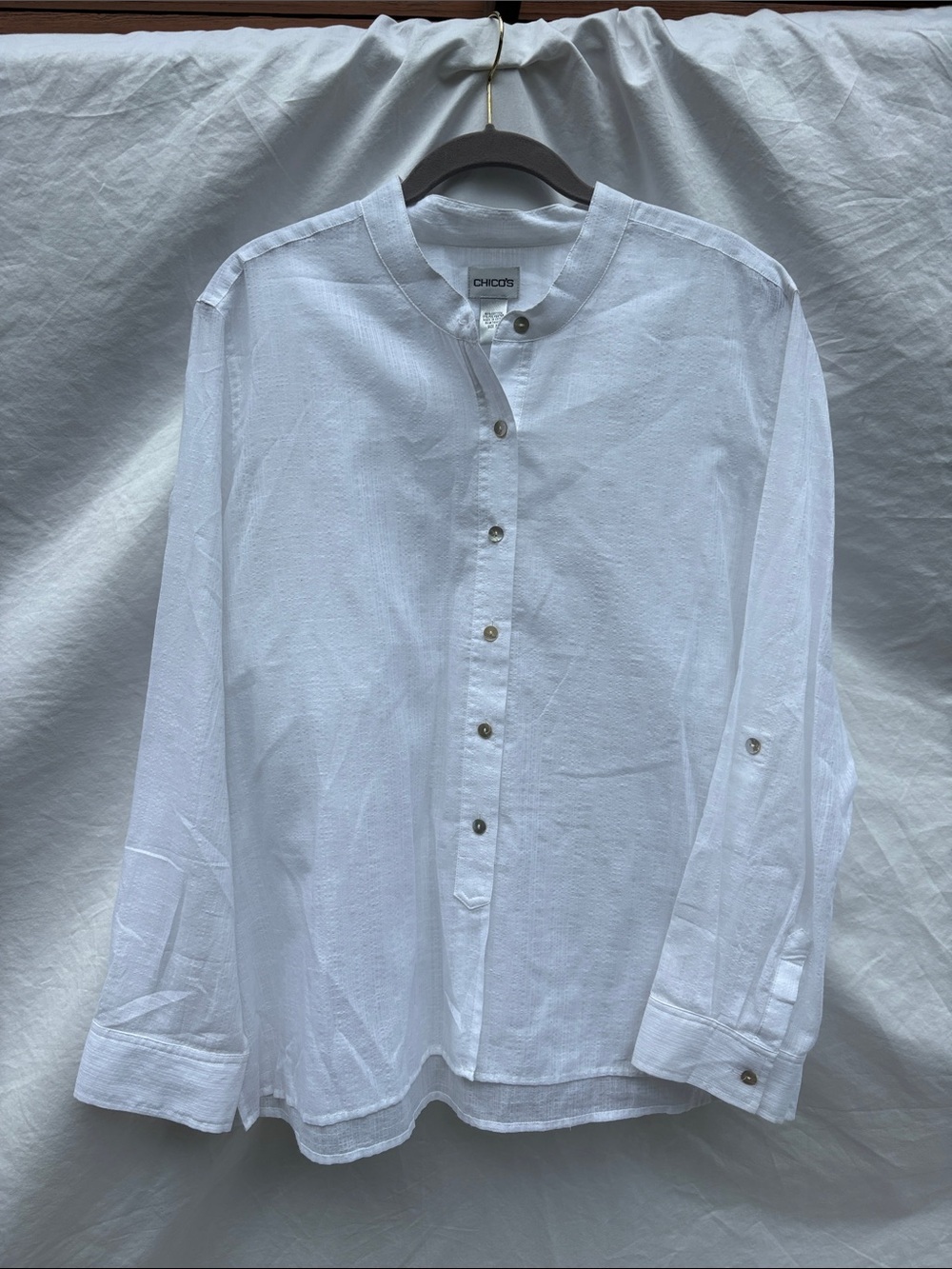 Chico's White Band-Collar Button-Front Shirt Blouse